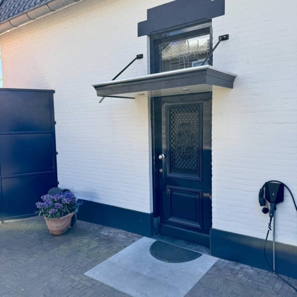 Houten Deurluifel van 181cm breed  tot 315cm breed van €1295 tot €3044,-